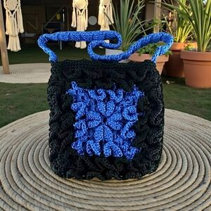 VINTAGE HANDMADE MACRAME SHOULDER BAG ROYAL BLUE BLACK MEDIUM BOHO HIPPY CHIC